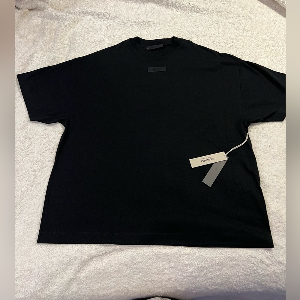 NWT ESSENTIALS Fear of God Black Men’s T-shirts